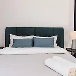 Komplett Neu: 2-zi Zentral Im Altbau. 24h-checkin Apartmán *
